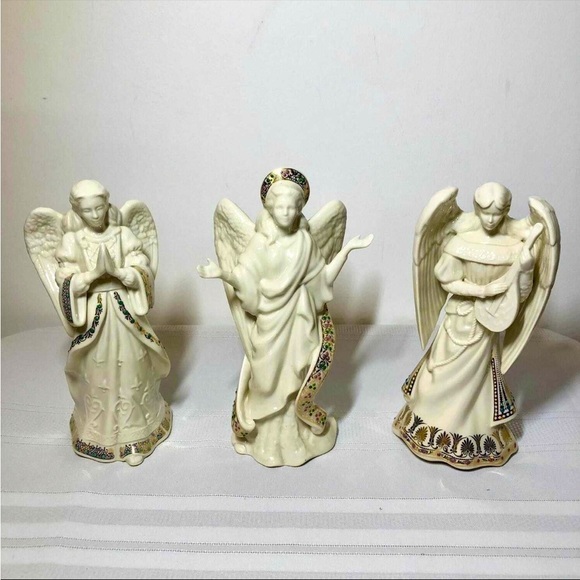 LEMAX Angel of Harmony, Light & Love. Porcelain. Jewels collection. 9” - Picture 1 of 5